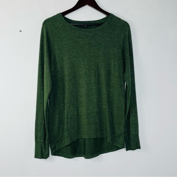 Brandy Melville Tops - Brandy Melville One Size Green Long Sleeve Lightweight Sweatshirt T-Shirt